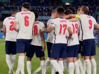 开云体育登录-中国队横扫英格兰队，波尔点燃赛场