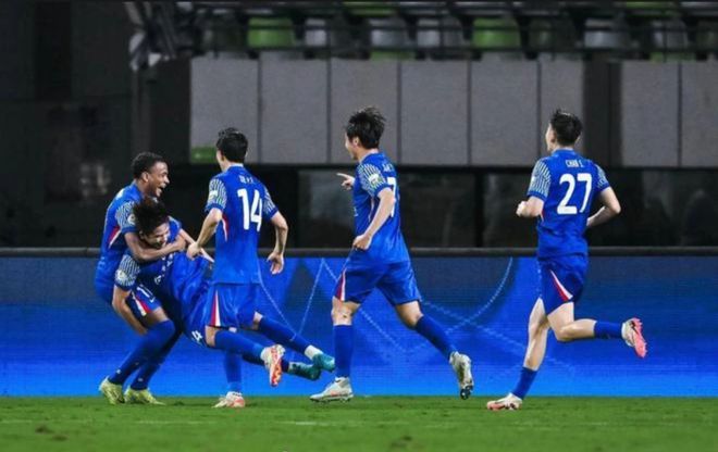 关于神话继续！沙尔克轻松击溃对手，继续领先积分榜的信息