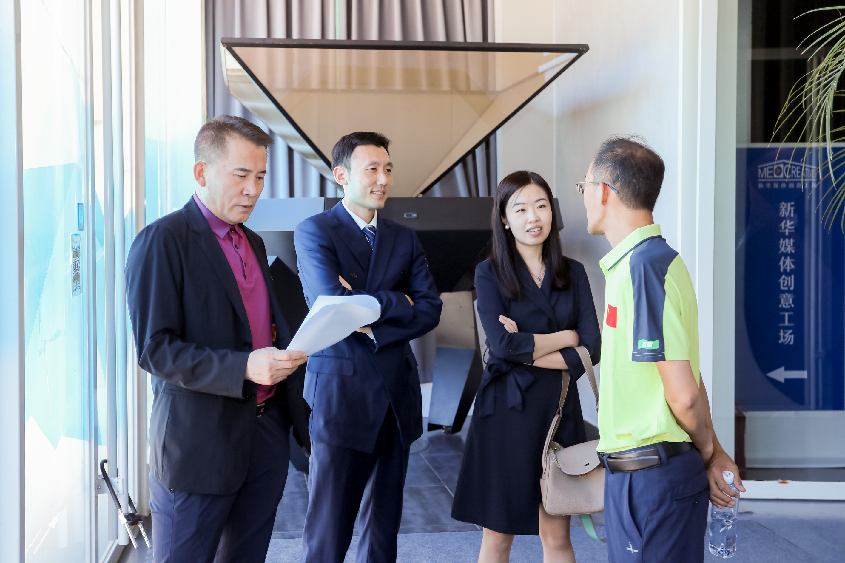 切尔西主教练正式宣布辞职，球队接近签约丹尼斯·贝格坎普