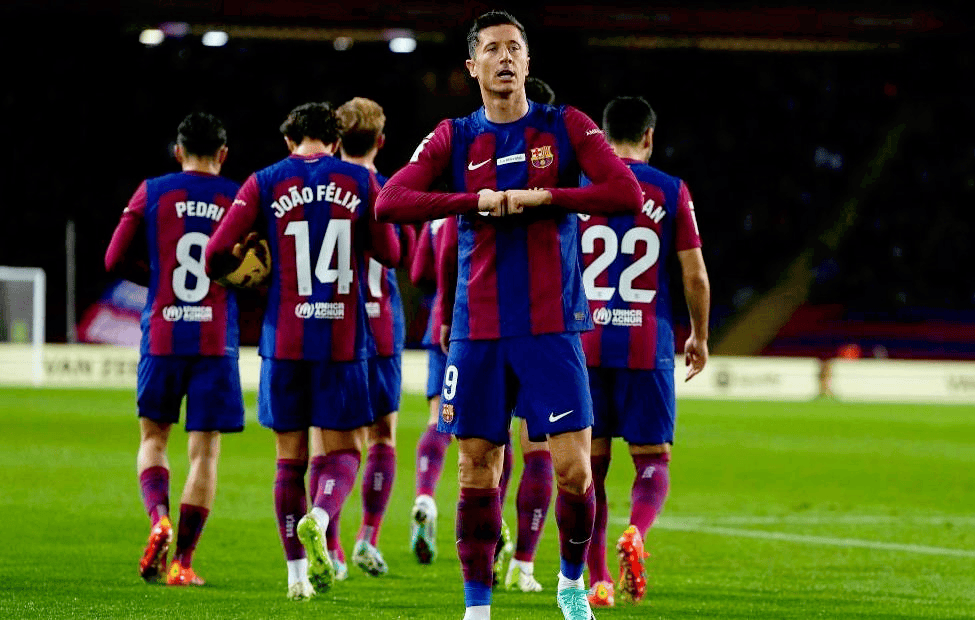 巴塞罗那大比分轻松取胜巴拉多利德，豪取三分