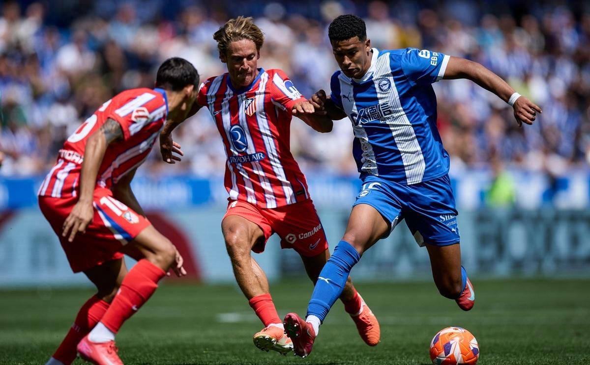 皇家社会客场战平巴拉多利德,暂居中游的简单介绍 皇家社会客场战平巴拉多利德,暂居中游的简单介绍