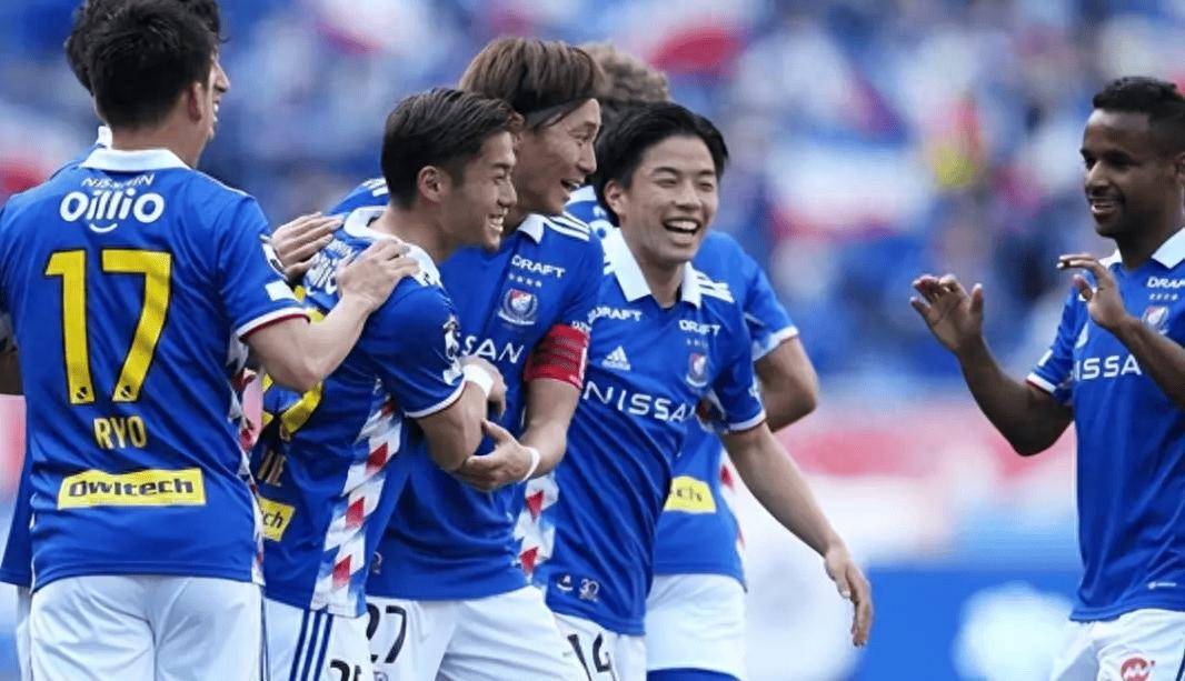 瓦朗谢纳加强进攻,击败对手保持联赛地位 瓦朗谢纳加强进攻,击败对手保持联赛地位