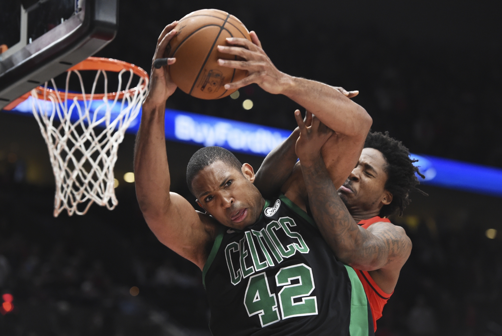 公牛客场逆转凯尔特人,迎来两连胜 公牛客场逆转凯尔特人,迎来两连胜