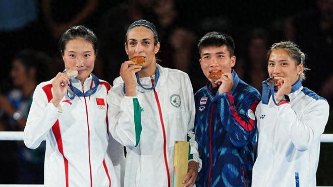 关于津巴布韦女足勇夺胜利，赢得全场掌声的信息