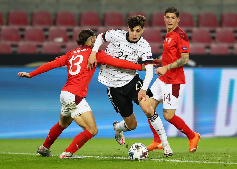 瑞士平德国，德比战激烈异常