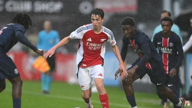 阿森纳年轻球员崭露头角，为球队带来希望的简单介绍