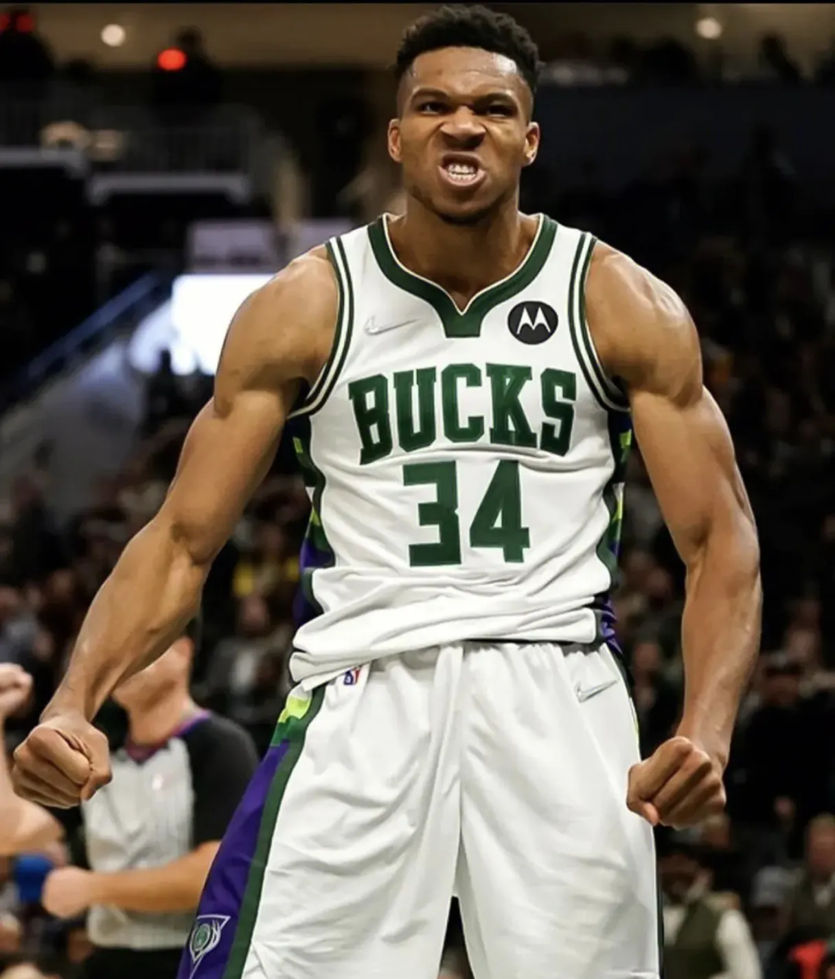 雄鹿主场惨败凯尔特人，安特托昆博28分空砍！