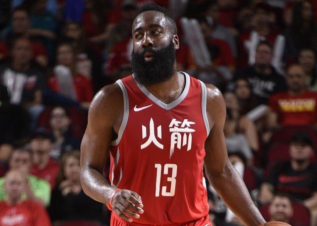 火箭险胜热火,保持不败 火箭险胜热火,保持不败