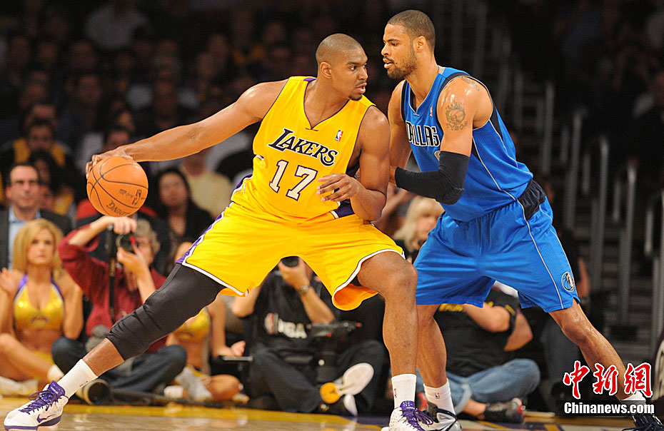 关于小牛主场惨遭湖人虐杀，颓势难改的信息